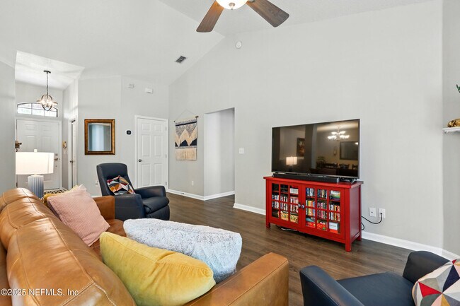 3888 Chapelgate Rd in Jacksonville, FL - Building Photo - Building Photo