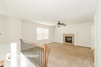 1425 N 9th St E in Louisburg, KS - Building Photo - Building Photo