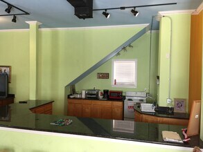 2101 S Carrollton Ave, Unit StreetCarCondo in New Orleans, LA - Foto de edificio - Building Photo