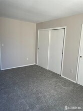 5 Lake Ave in East Brunswick, NJ - Building Photo - Building Photo