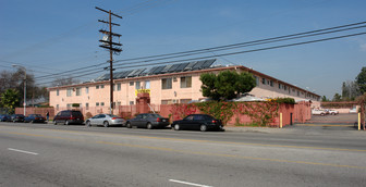 11741 Saticoy St Apartments