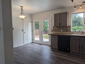 2350 Bowen St in Longmont, CO - Building Photo - Building Photo