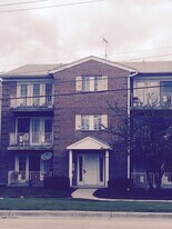 4272 Central Rd in Glenview, IL - Building Photo