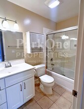 490 N Civic Dr in Walnut Creek, CA - Building Photo - Building Photo