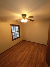 129 W Lilac Ln in Midwest City, OK - Building Photo - Building Photo