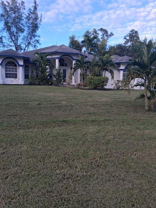 13351 40th St N in West Palm Beach, FL - Building Photo