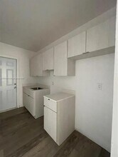 7600 Dickens Ave in Miami Beach, FL - Building Photo - Building Photo