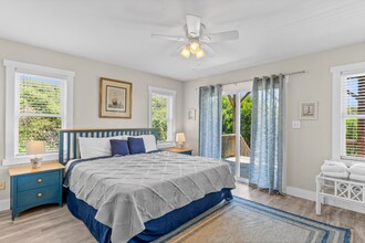 5207 Emerald Dr in Emerald Isle, NC - Building Photo - Building Photo