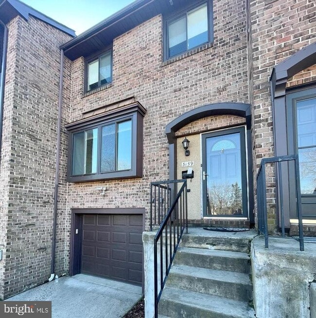 property at 3159 Spring House Ln