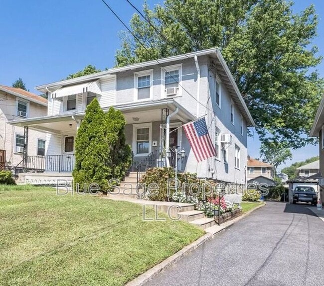 property at 3207 Albemarle Ave