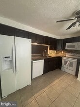 2 Crosswood Ct in Burtonsville, MD - Building Photo - Building Photo
