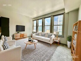 1121 McGee St in Kansas City, MO - Building Photo