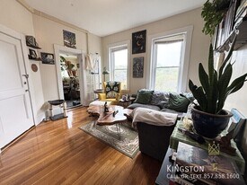 1481 Beacon St in Brookline, MA - Building Photo