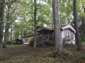 611 Herron Rd in Farragut, TN - Building Photo