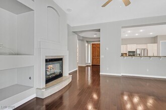 32 Feather Sound Dr in Henderson, NV - Building Photo - Building Photo