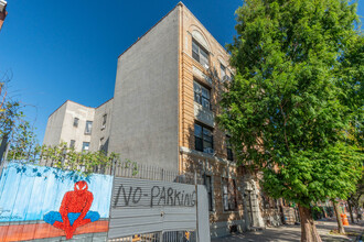 559 Kosciuszko St in Brooklyn, NY - Foto de edificio - Building Photo