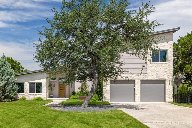 property at 3610 Crosswind Dr