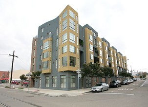 700 Illinois St in San Francisco, CA - Building Photo - Building Photo