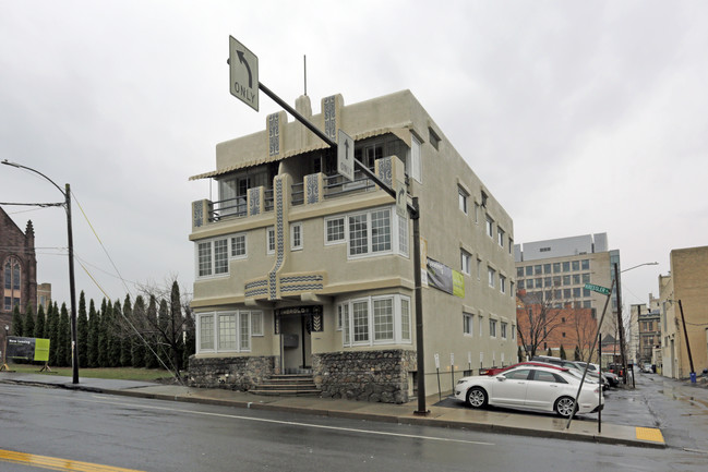 635 Mulberry St in Scranton, PA - Foto de edificio - Building Photo