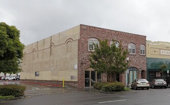 963-967 B St in Hayward, CA - Building Photo
