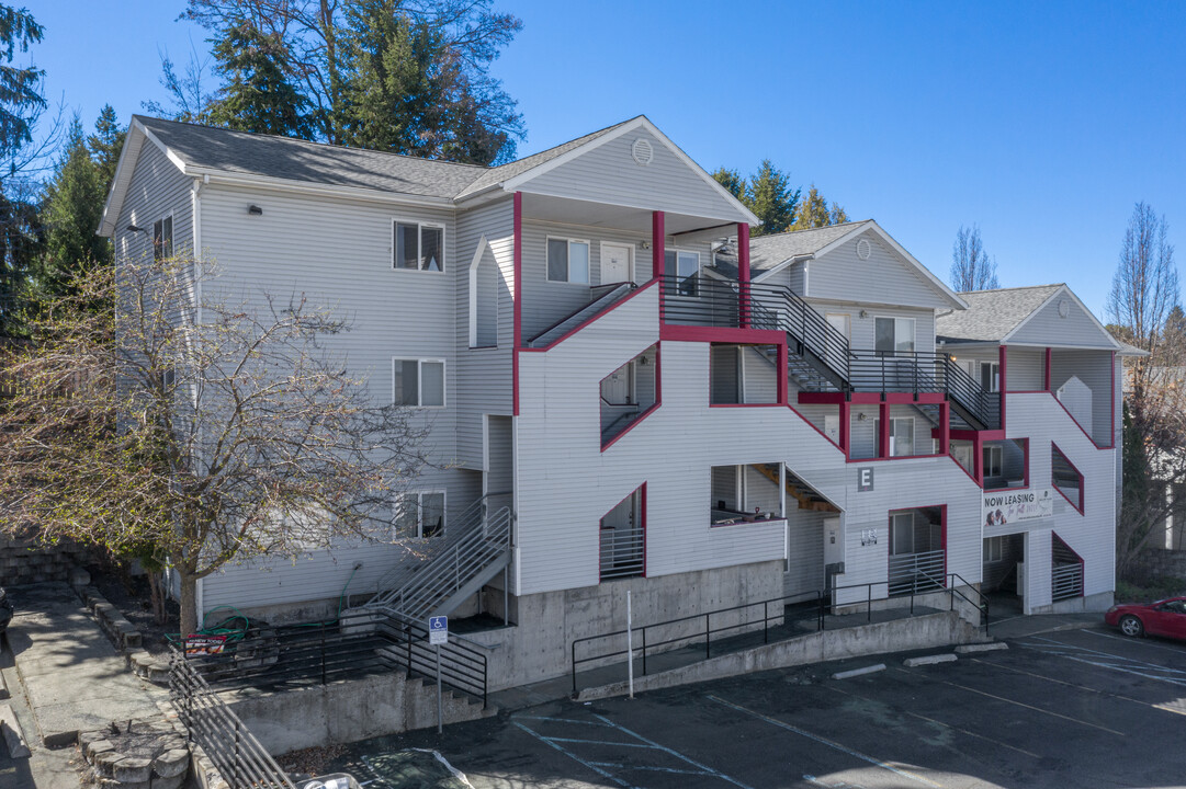 Willow Place in Pullman, WA - Foto de edificio