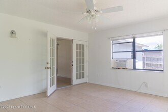 2285 Dolphin Rd in Titusville, FL - Building Photo - Building Photo