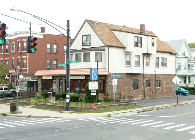 368-370 Franklin Ave in Hartford, CT - Foto de edificio - Building Photo