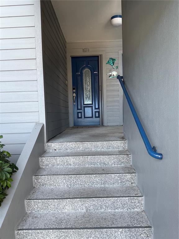 910 Pinellas Bayway S in Tierra Verde, FL - Building Photo - Building Photo