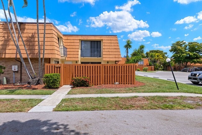 property at 1706 Park Meadows Dr