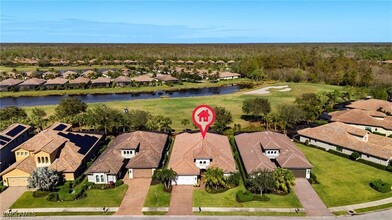 12449 Lockford Ln in Naples, FL - Foto de edificio - Building Photo