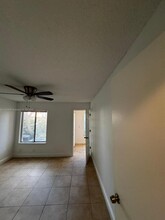 3440 Pinewalk Dr N in Margate, FL - Building Photo - Building Photo