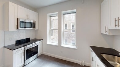 134 Sutherland Rd, Unit I in Boston, MA - Building Photo - Building Photo