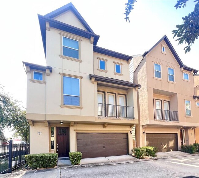 6363 Fairdale Ln