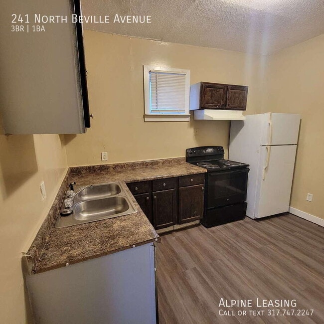 241 N Beville Ave in Indianapolis, IN - Building Photo - Building Photo