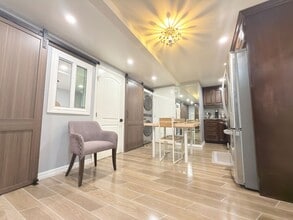 338-340 Vista Pl in Los Angeles, CA - Building Photo - Building Photo