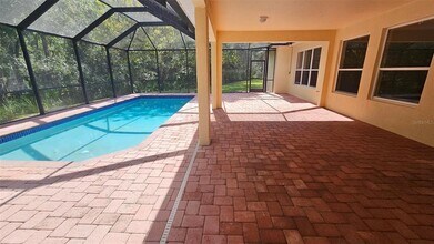 16102 Colchester Palms Dr in Tampa, FL - Building Photo - Building Photo