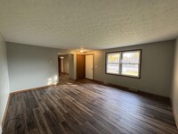 4317 Avondale Ln NW, Unit 4317 in Canton, OH - Foto de edificio - Building Photo