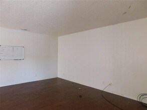 2205 Leah Cove in Austin, TX - Building Photo - Building Photo