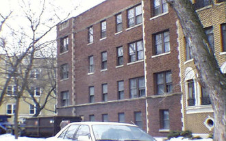 7301 N Wolcott Ave Apartments