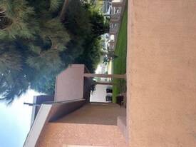 2696 Santa Fe Ave, Unit 4 in Long Beach, CA - Building Photo