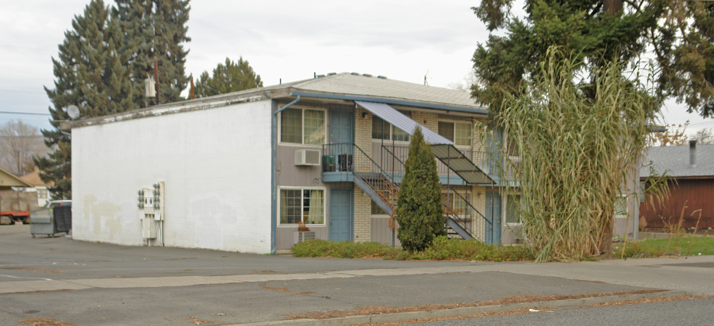 1115 Mckinley Ave in Yakima, WA - Building Photo