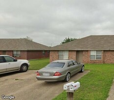 1402 Saratoga Dr in Waco, TX - Building Photo