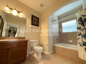 8031 Acadia Estates Ct in Kissimmee, FL - Building Photo - Building Photo