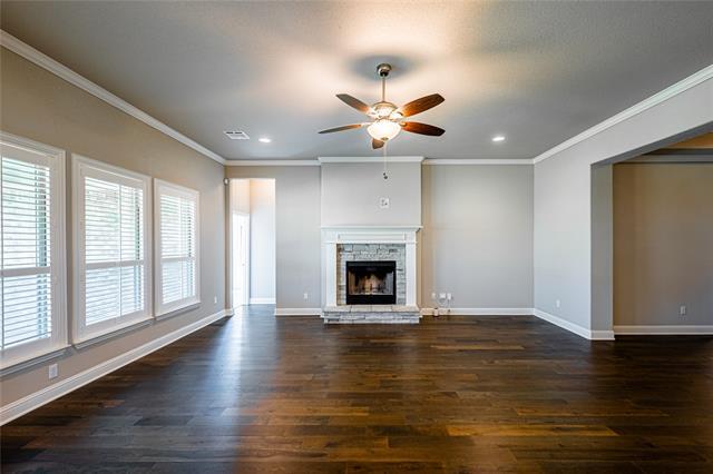 918 Edinburgh Dr in McGregor, TX - Building Photo - Building Photo