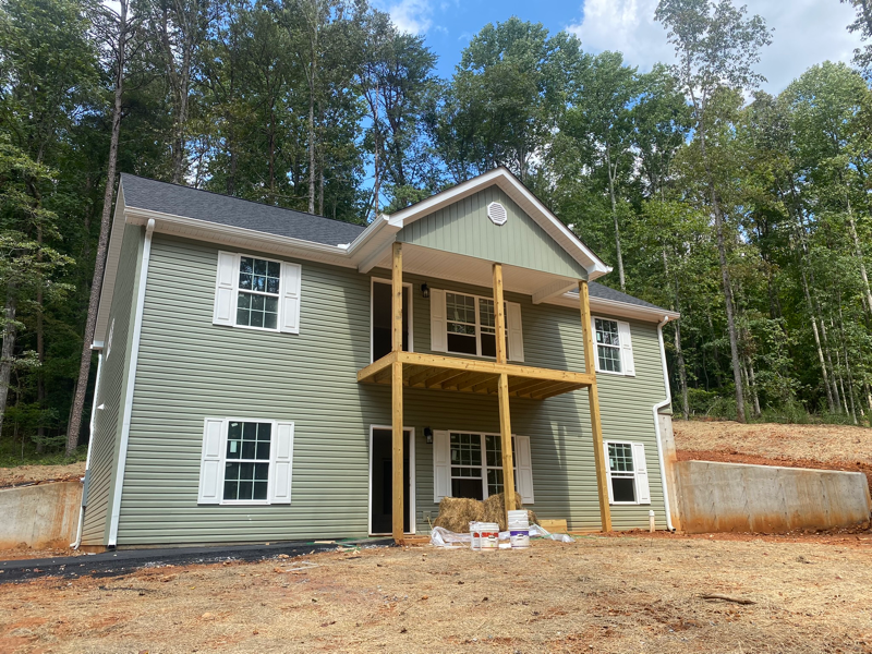 3103 Ben Higgins Rd in Dahlonega, GA - Building Photo