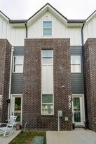 5757 Sofias Cir in Chattanooga, TN - Building Photo