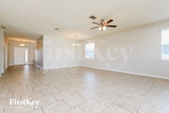 1746 Sereno Dr in Davenport, FL - Building Photo - Building Photo