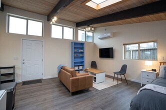 8432 S 18th St in Tacoma, WA - Building Photo - Building Photo