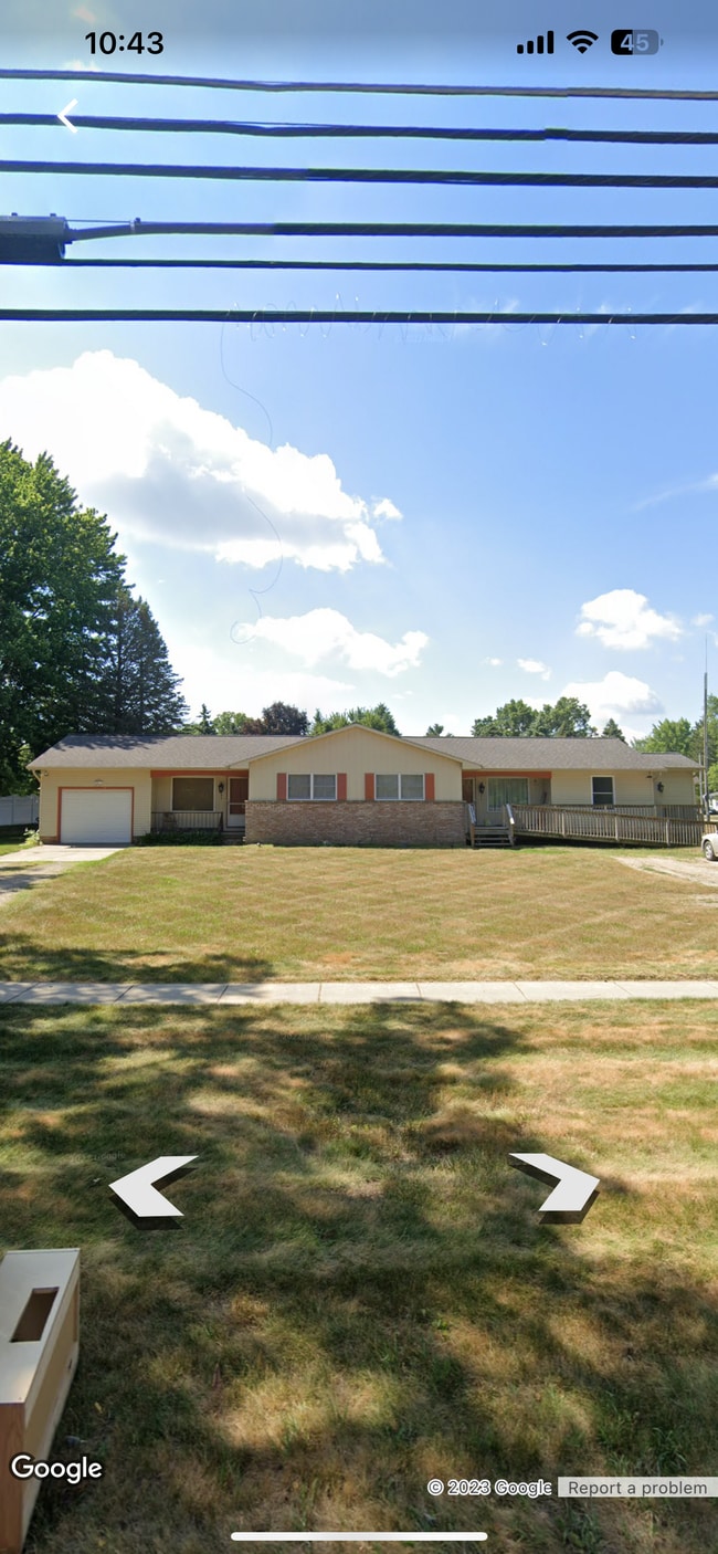 property at 813 W Broad St