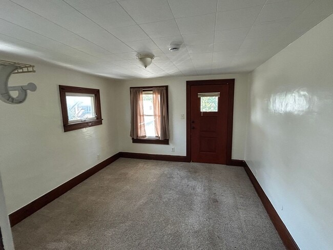 4653 Horton Rd in Garfield Heights, OH - Building Photo - Building Photo